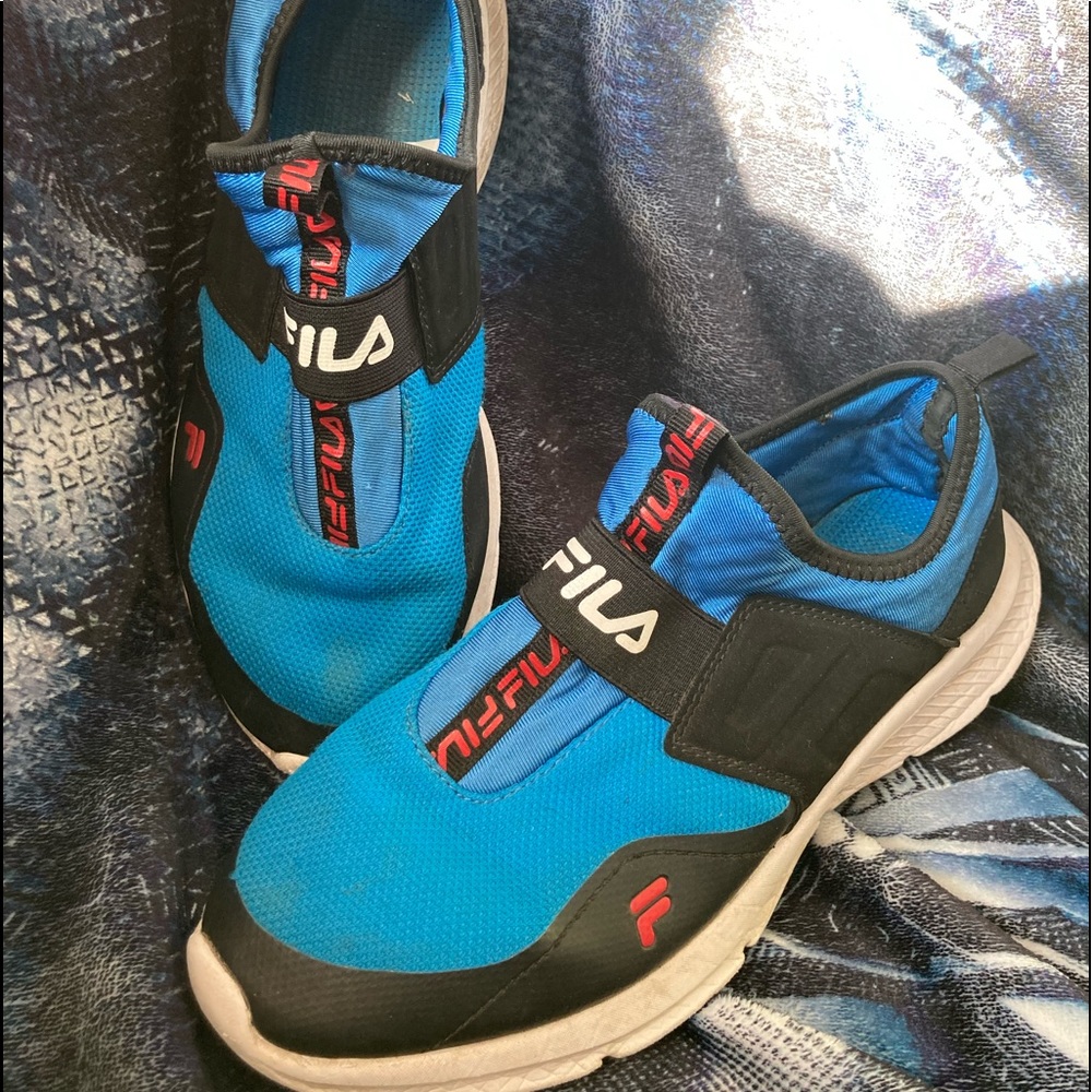 Fila Running Shoe - Picture 2 of 5